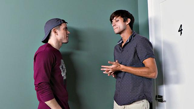 Cocksucking studs bred by tattooed stud in threeway