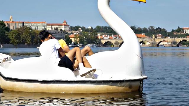 Nils Larsen and Tonni Veroncini skip the gym and work out in bed instead
