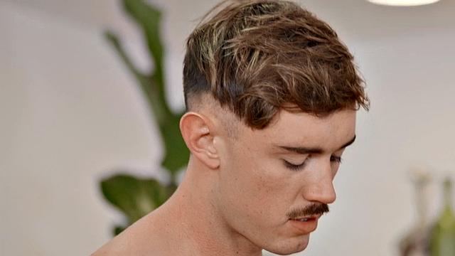 Barebacking jock fucks cocksucking partner in tight asshole