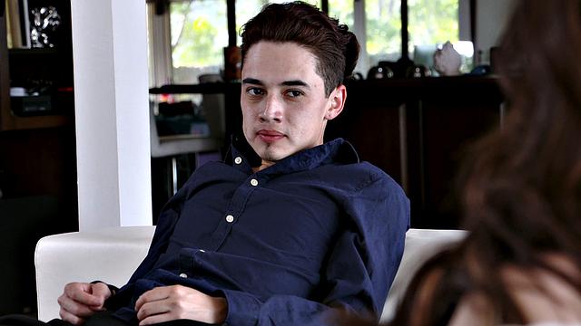 Bracefaced Date Loves To Suck