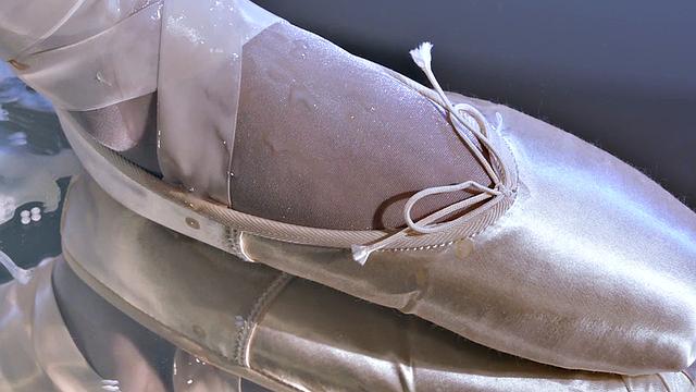 Ballerina Mia Receives Cock Really Cums