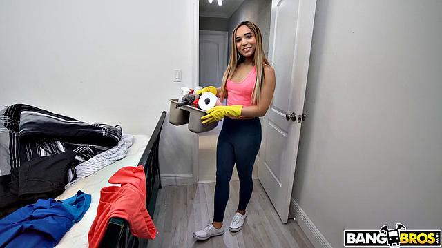 Good Alitta Lee Polishes Cock