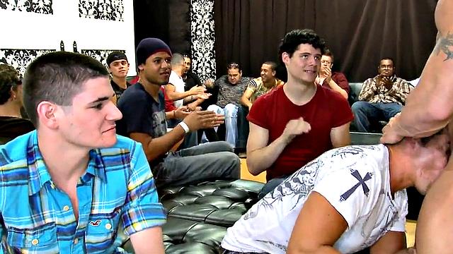 Real stripper gets sucked at BJ party by lucky guests