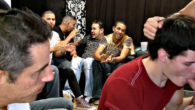 Real stripper gets sucked at BJ party by lucky guests