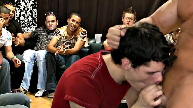 Real stripper gets sucked at BJ party by lucky guests
