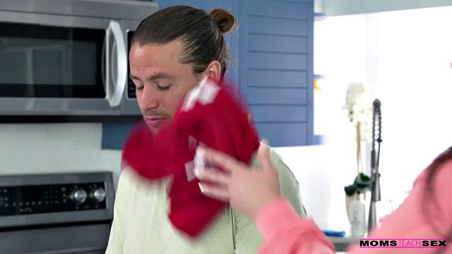 Stepmoms Roleplay - S18:E3