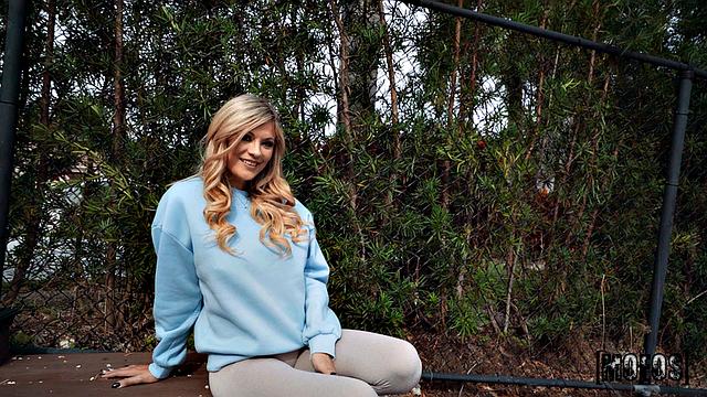 Blonde Loves Balling and Teasing