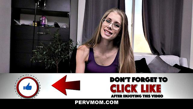 Cumming in Stepmom's Panties