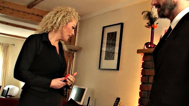 реббека вернулась после 12 лет и сразу показывает кто тут хозяйка