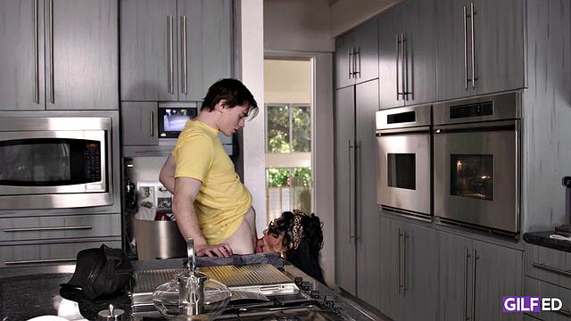 Thanksgiving GILFing