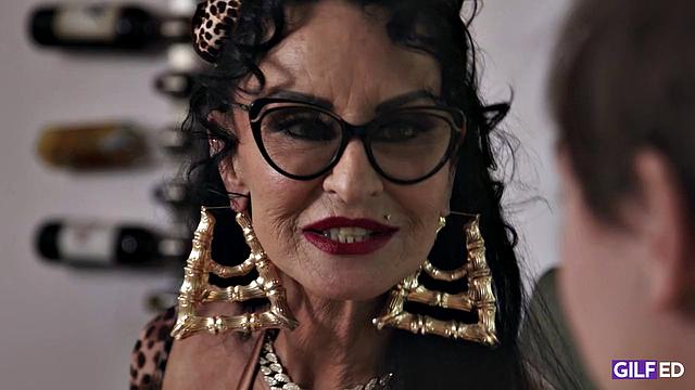 Thanksgiving GILFing