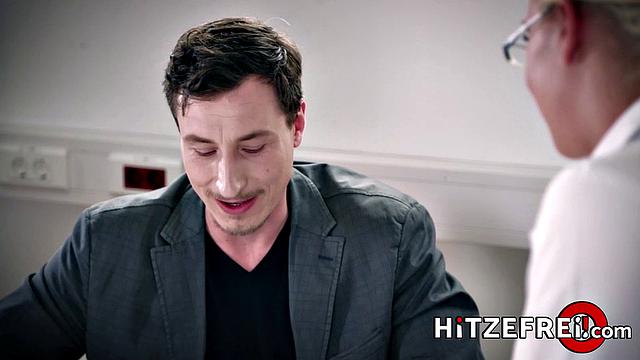 S.a.r.a. &ndash; Love In Threesome, Part 1