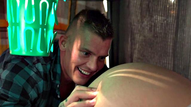 Hostel roommates passionately ride and suck in 3some