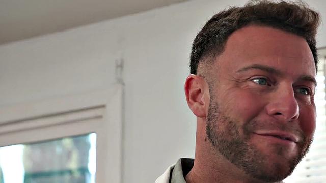 Cutie babe deepthroating doctor's dick