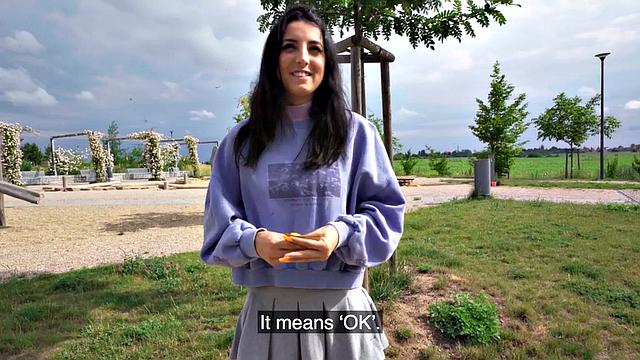 Public 21yo babe in upskirt picked up and fucked outdoors