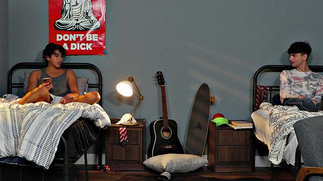 Pissed Off Roomate Tag Teamed By Twinks - NextDoorTwink