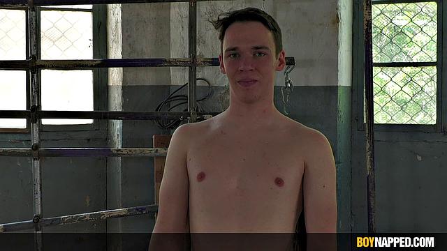 Мастер Кейн управляет тремя парнями! Часть 1 - Джастин Тьемпо, Роман Капеллини, Митч Шиф и Себастьян Кейн