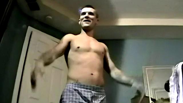 Pretty Gage oWrks His Big Dick - Gage Winchester