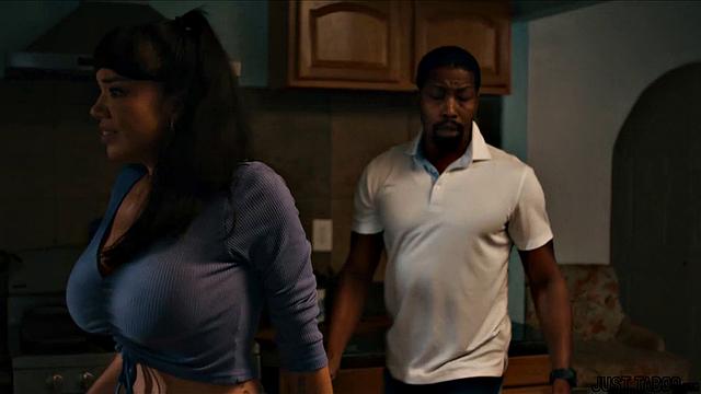 Someone is in the house, Isiah!