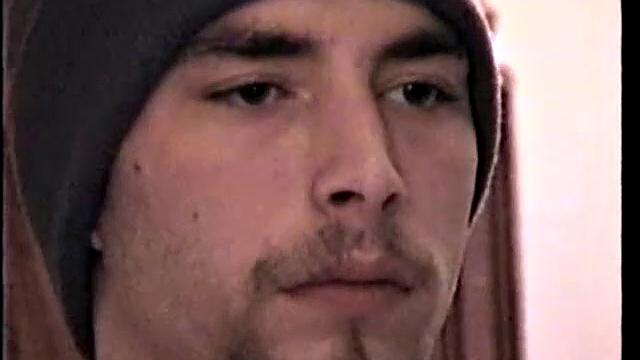 Гей минет для зрелого Тоби с мощной разрядкой в финале.