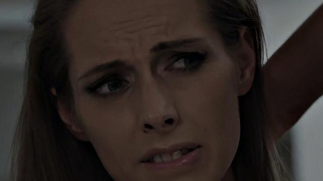 Anal loving petite dyke fingered by stunning GF