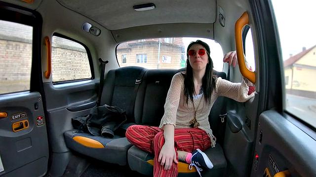 Alternative pierced slut pussyfuck for a free ride