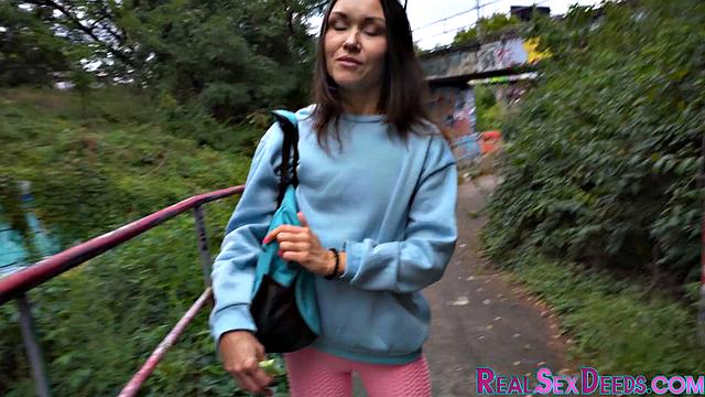 Pulled babe sucking fat cock