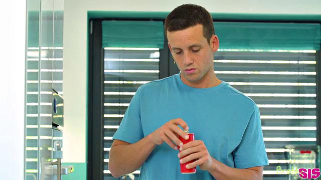 My Stepsister Finally Lets Me Get It - S28:E9