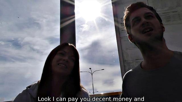 HUNT4K. Babe cheats on BF with hunter for accommodation