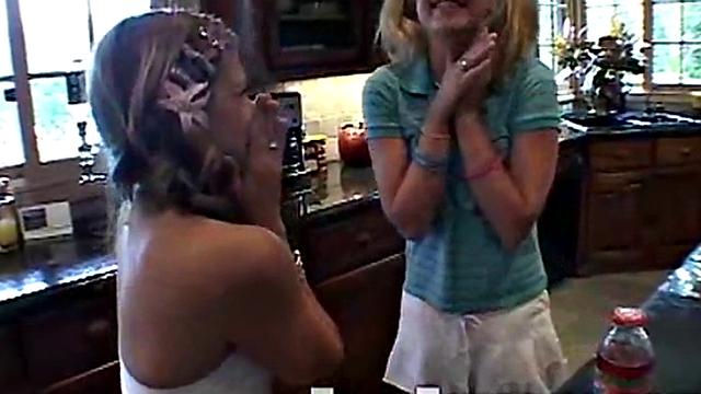 Teen Topanga Visits her Lesbian Little Summer