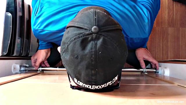 Hot Construction Guy Gets a Gloryhole Blowjob