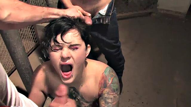 Selina Covered In Piss Masterbating In Piss