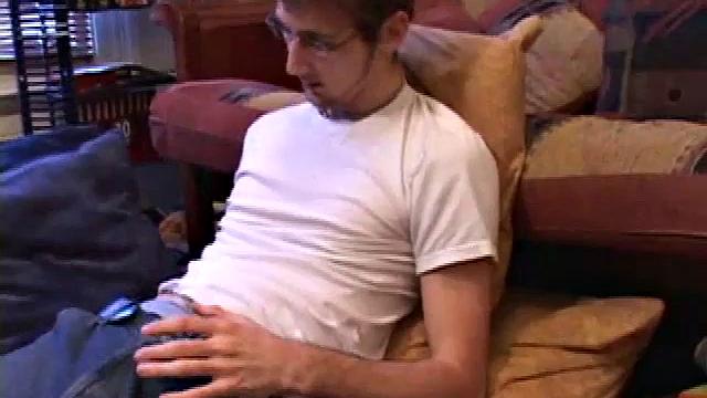 After a long hard day, Michael Whitewood is ready to unwind with a skate around town, a little food, and a final urge that needs attention. As a porn video plays, Michael's hand finds its way into his pants.