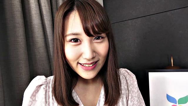 Yotuba Kawai was an Idol in Japan and now wants to be a JAV