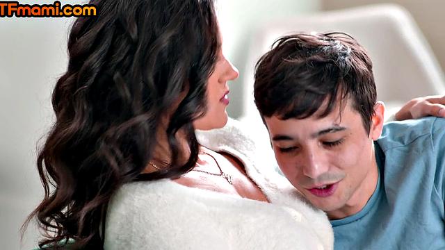 Teasing stepmom riding stepson after deepthroat