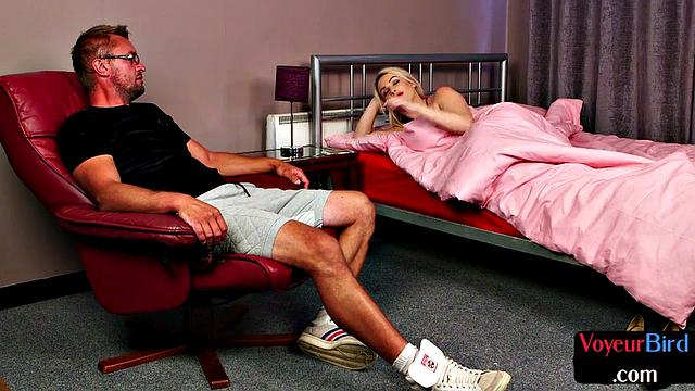 Amateur British voyeur MILF seduces her BF