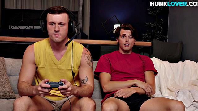 Cumming hunk and stud bareback threesome bottom