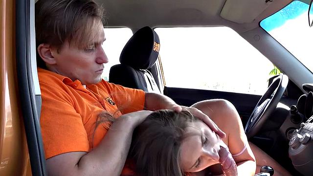 21yo driving starter pussylicked in car before pussyfucking