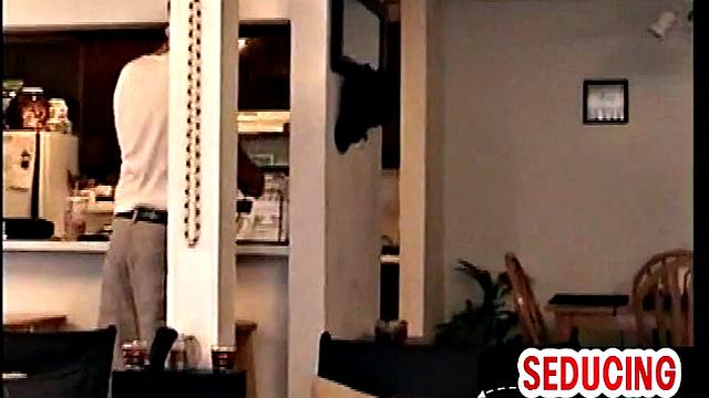 Busty jock got blowjob by gay