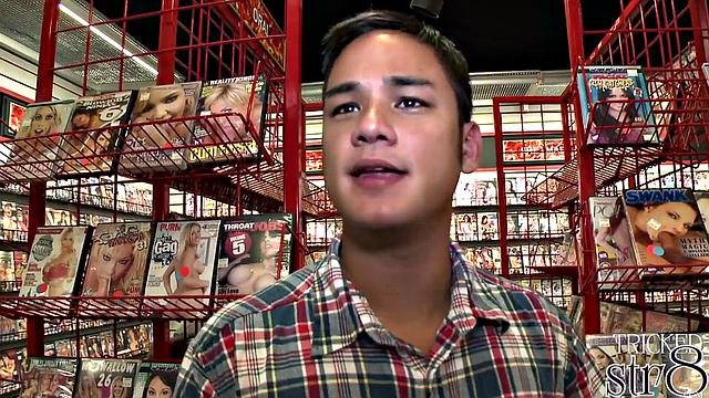 Curious str8 visits gay gloryhole