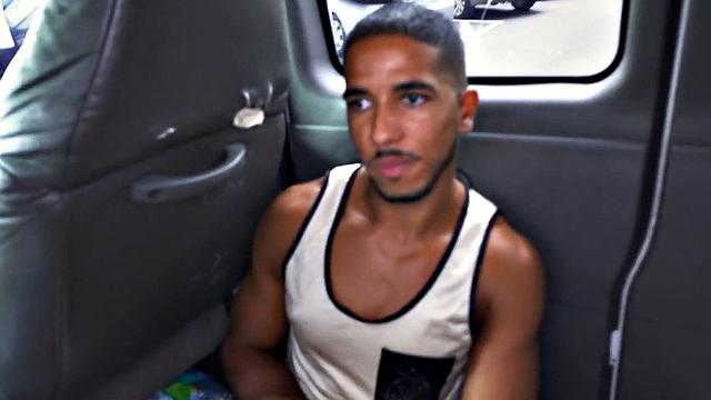 Real straight guy pulled and seduced