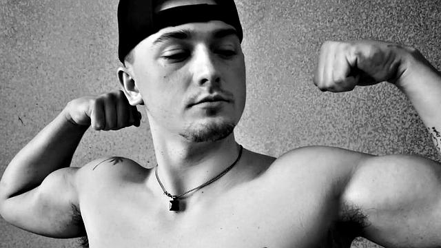 Hunk Spitroasted By Gym Bros - NextDoorBuddies