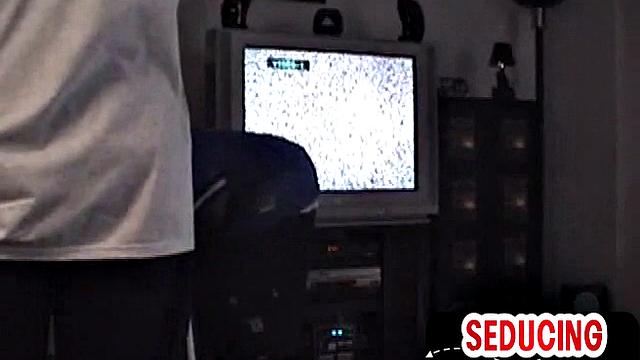 Skinny 1st time sucked by gay in homemade private video