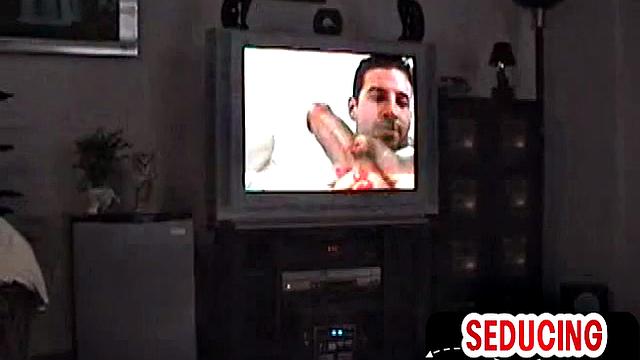 Skinny 1st time sucked by gay in homemade private video