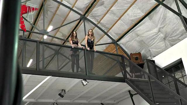 Petite lesbo babe in stockings pussylicked in threesome