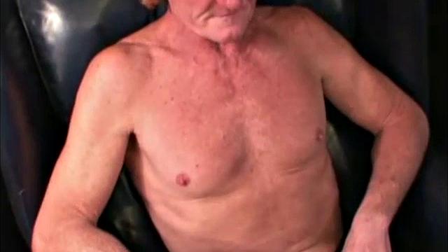 This very nice fellow is quite a character. He's a 53 year old, 5'9", 160 pound concert promoter and professional scrapologist...a fancy word for he picks up scrap metal and recycles it.