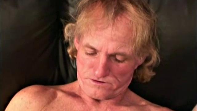 This very nice fellow is quite a character. He's a 53 year old, 5'9", 160 pound concert promoter and professional scrapologist...a fancy word for he picks up scrap metal and recycles it.