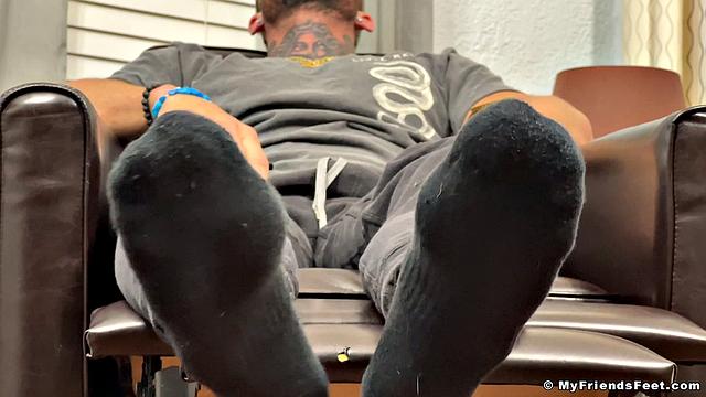 Spy On Ray's Size 11 Feet - Ray