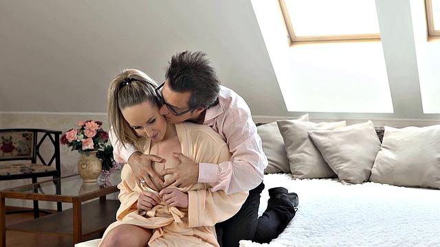 DADDY4K. Cutie doesnt mind tasting old prick of BFs dad in her pussy