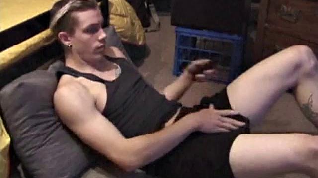 Shane Rubs One Out